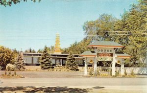 TORONTO, Ontario Canada  YANGTZE PADOGA CHINESE RESTAURANT  Roadside  Postcard