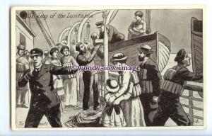 LS1186 - Cunard Liner - Sinking of the Lusitania - To The Boats- artist postcard