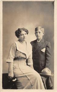 F25/ Lakeview Oregon RPPC Postcard c1912 Well-Dressed Woman Boy