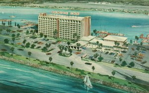 Ramada Inn Harbor Island Luxury Rooms San Diego California CA Vintage Postcard