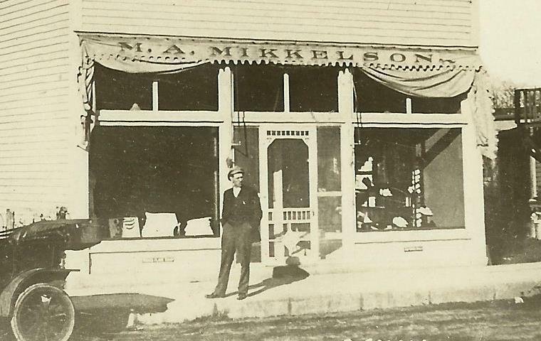 Belgrade MINNESOTA RP 1915 GENERAL STORE nr Paynesville Brooten New London