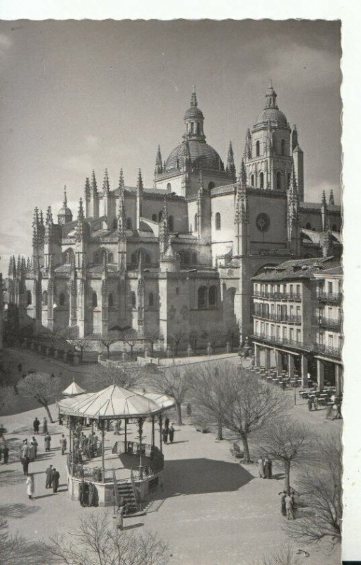 Spain Postcard - Segovia - Catedral Y Plaza Del General Franco - Ref TZ9906