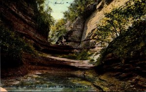 Illinois La Salle County Starved Rock Horseshoe Canyon