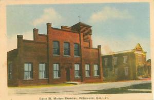 Victoriaville, Quebec CDN Eglise St. Martyrs Canadien 1948 White Border Postcard