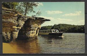 Wisconsin, Dells - The Swallows' Nests - [WI-069]