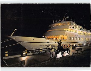 Postcard The ultra-yacht Newport Clipper at Savannah, Georgia