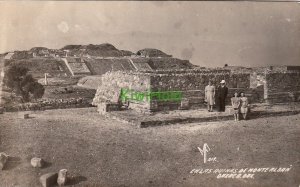 Postcard RPPC En Las Ruinas de Monte Alban Oaxaca Mexico