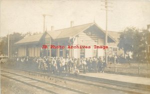 Depot, Missouri, Wellsville, RPPC, Chicago Burlington & Quincy Railroad Station