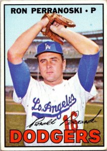 1967 Topps Baseball Card Ron Perranoski Los Angeles Dodgers sk2144