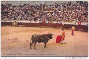 Corrida De Toros: Banderillas / Torero (Vintage Postcard)