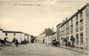 CPA Les EPESSES - La Place (297615)