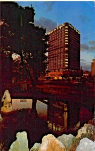 BOGOTA COLOMBIA~EDIFICIO BANCO de BOGOTA-VISTA NOCTURNA POSTCARD