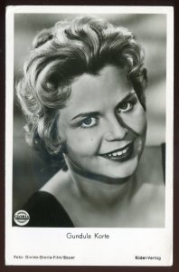h2318 - GUNDULA KORTE 1950s German Film Actress. Real Photo Postcard