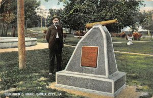SIOUX CITY, Iowa IA   CHILDRENS PARK  Old Man & Spanish Cannon  1909 Postcard
