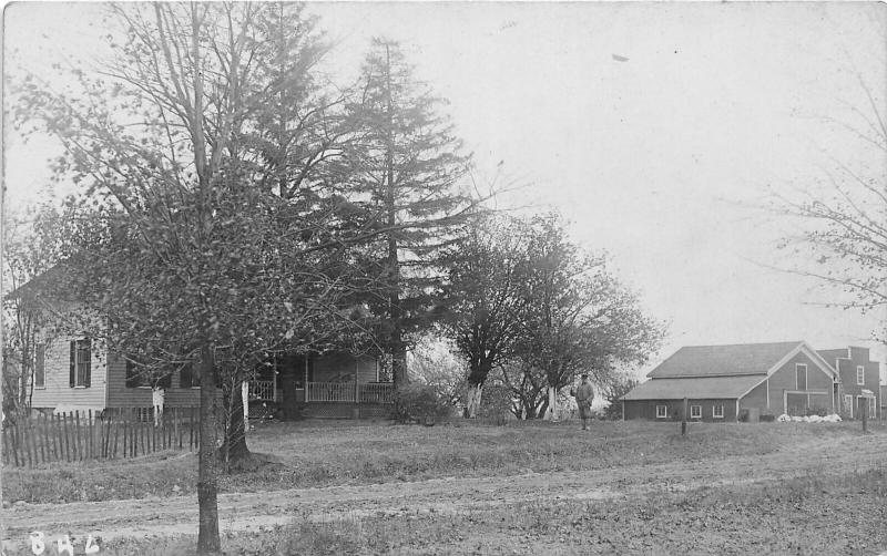 F64/ North Royalton Ohio RPPC Postcard c1910 Royalton J. Pay Home Barn Leiter