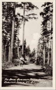 Qualicum Beach Hotel The Drive Golf Course Golfer Qualicum Beach BC Postcard E79