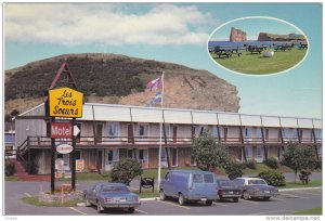 2-Views, PERCE, Quebec, Canada; Motel Les Trois Soeurs, Classic Cars, PU-1987