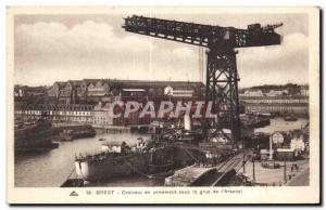Postcard Old Brest Cruiser outgunned Under the crane the boat Arsenal