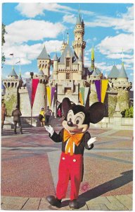 US unused card - Disneyland - It all started with one star - Mickey Mouse. Nice.