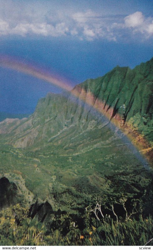 ISLAND OF KAUAI, Hawaii, PU-1965; Kalalau Valley, Rainbow