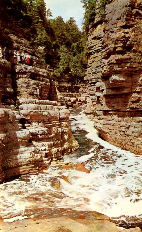 NY - Ausable Chasm. Hell's Gate