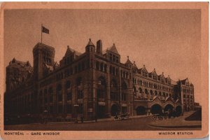 VINTAGE POSTCARD WINDSOR TRAIN STATION AT MONTREAL QUEBEC VERY EARLY 1900's MADE