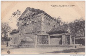 POITIERS, Temple Saint Jean Antique Baptistere du IV siecle, Poitou-Charentes...