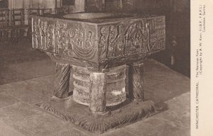 WINCHESTER CATHEDRAL, THE NORMAN FONT, Hampshire - Vintage POSTCARD