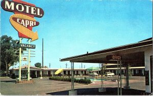 Motel Capri Old Cars G Street Fresno CA Photochrome Postcard U.S. Highway 99
