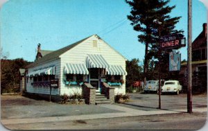 Postcard The White Diner Adirondack Mountains Old Forge, New York~2328