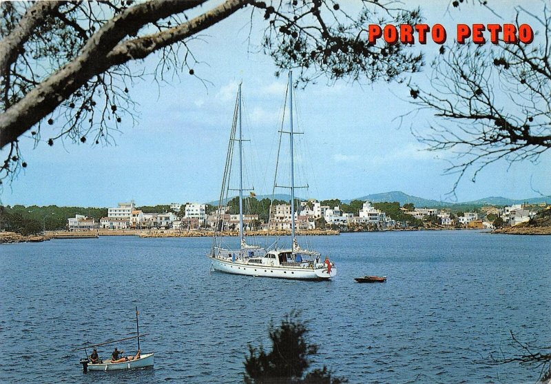 BT16871 Porto petro ship bateaux Mallorca  spain