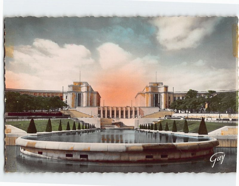 Postcard Le palais de Chaillot vu des jardins, Paris, France