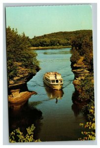 Vintage 1960's Postcard Passenger Boat Lover's Lane Lower Dells Wisconsin River