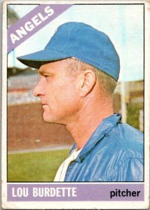 1966 Topps Baseball Card Lou Burdette California Angels sk2032