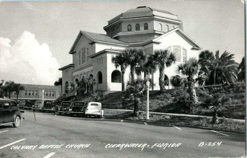 RPPC CLEARWATER, FLORDIA CALVARY BAPTIST CHURCH 1948, CLASSIC CARS REAL PHOTO