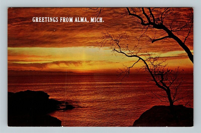 Alma MI, Greetings, Scenic Sunrise View, Lake, Cliffs, Chrome Michigan Postcard