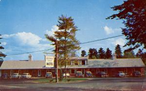 NH - Laconia. Christmas Island Motel