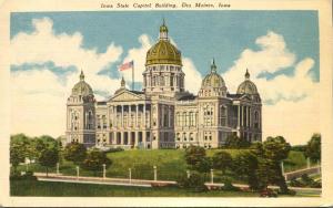 Iowa State Capitol Building at Des Moines - Linen