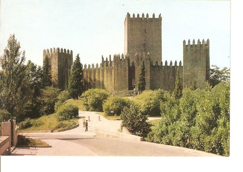 Postal 022607 : Castillo Guimaraes-Portugal