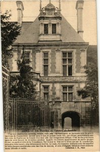 CPA Sens - Un Pavillon de l'Ancien Archeveche FRANCE (960872)