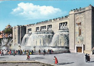 Monumental Fountain Lisboa Portugal