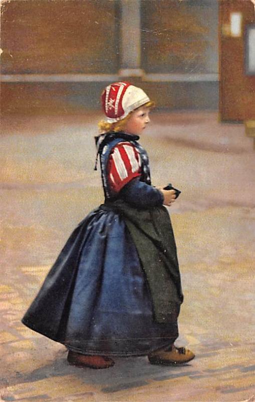 Little Girl in Patriotic Dress, USA Unused indentation in card