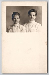 RPPC Two Lovely Edwardian Women Posing For Portrait Postcard Q23