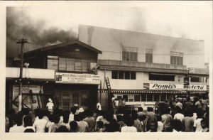 PC PHILIPPINES, GO PUN LUMBER &HARDWARE FIRE, Vintage REAL PHOTO (b42917)