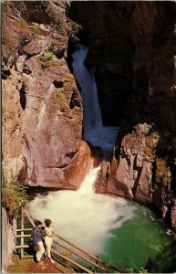 Canadian Rockies Johnsons Canyon Natural Cave Bridge Pool Postcard PM Jasper Alb 