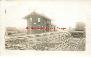 Depot, Washington, Tekoa, RPPC, Chicago Milwaukee and Puget Sound Railroad,Photo