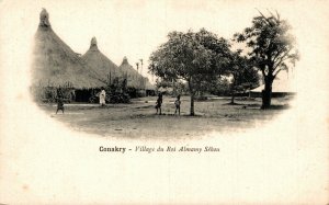 Guinea Conakry Village du Roi Almamy Sékou Vintage Postcard 08.56