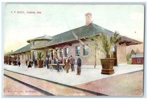 1911 Southern Pacific Depot Building Passengers Wagon Eugene Oregon OR Postcard