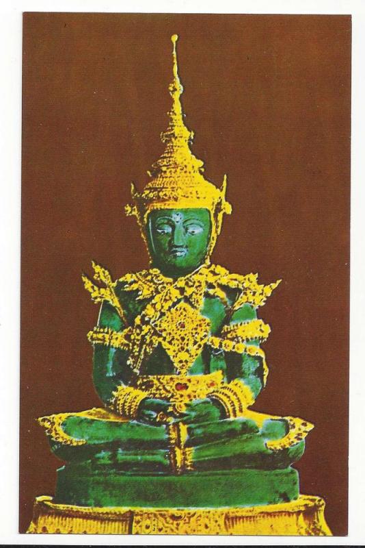 Thailand Emerald Buddha Summer Attire Wat Phra Keo Bangkok 