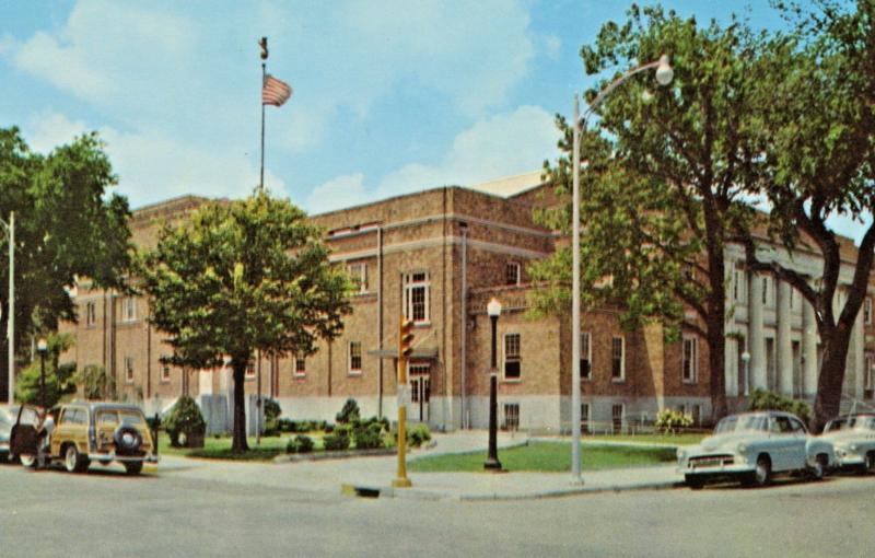 Memorial Hall Joplin Missouri MO Old Autos US Flag Unused Vintage Postcard D25